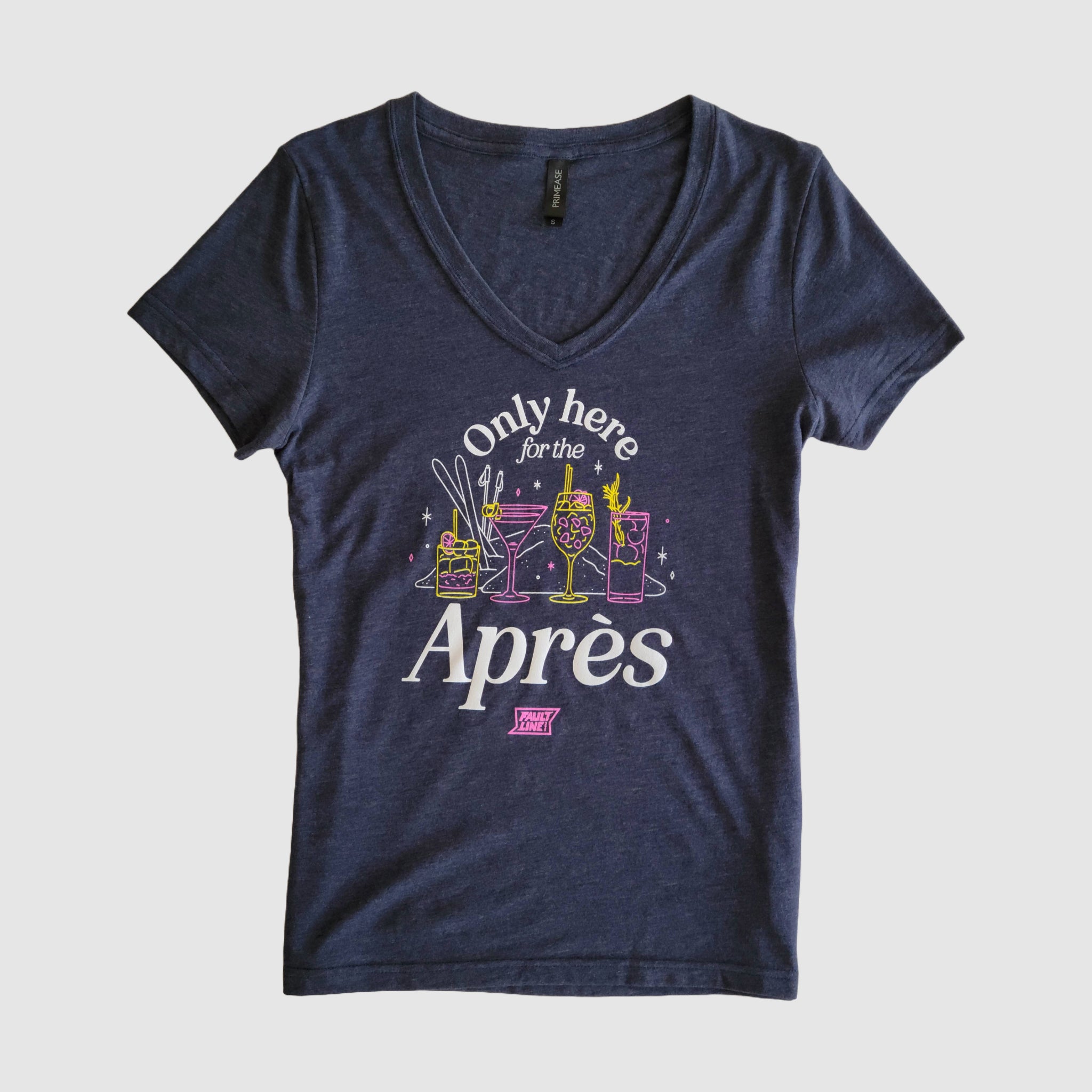 Front view of the Women's Après V-neck T-Shirt in Navy, displaying the Après Ski graphic design screen print