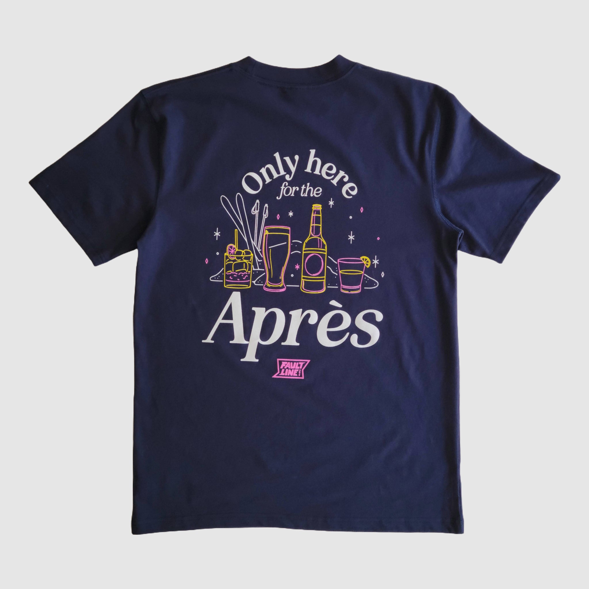 Navy Après Tee from Faultline395 featuring a stylish graphic design that captures the spirit of après-ski culture.