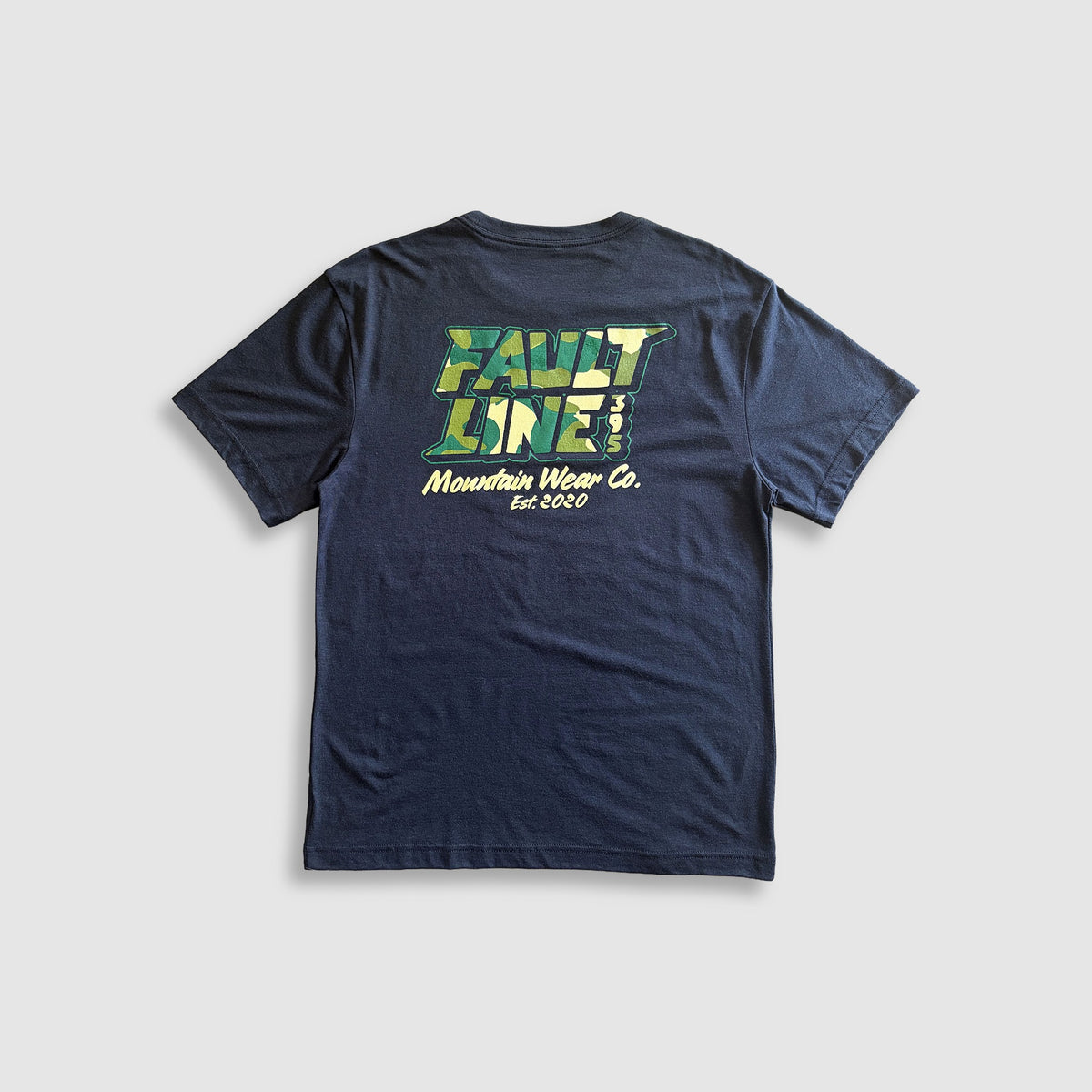 Mountain Wear T-Shirt - Black