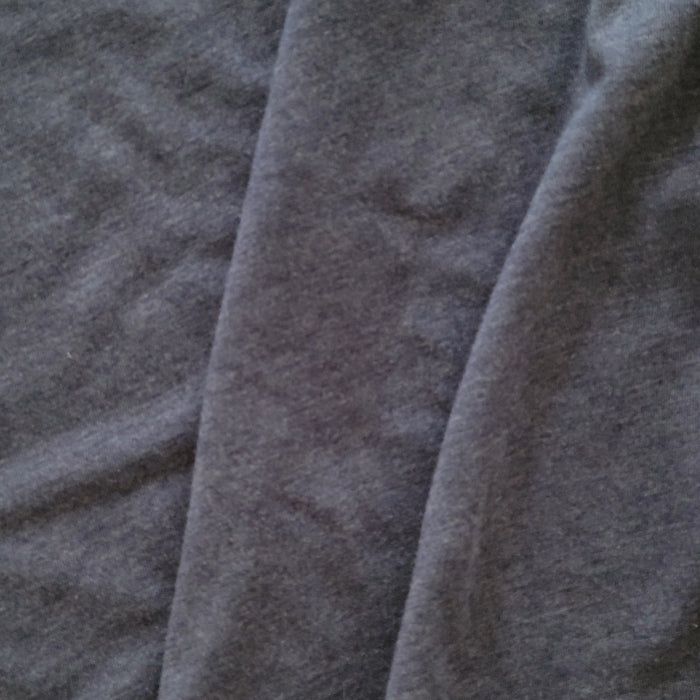 Close-up of the Women's Après Long Sleeve T-Shirt, showcasing the breathable and snag-resistant tri-blend material in a relaxed fit.