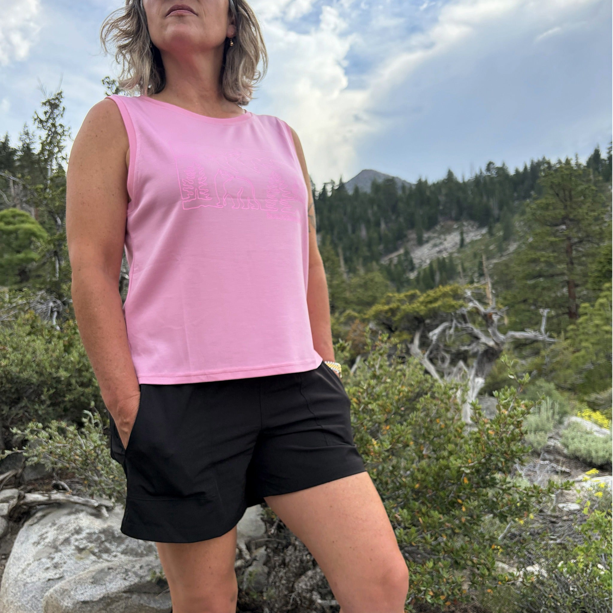 Women's Traverse Semi-Crop Tank Top - Pink