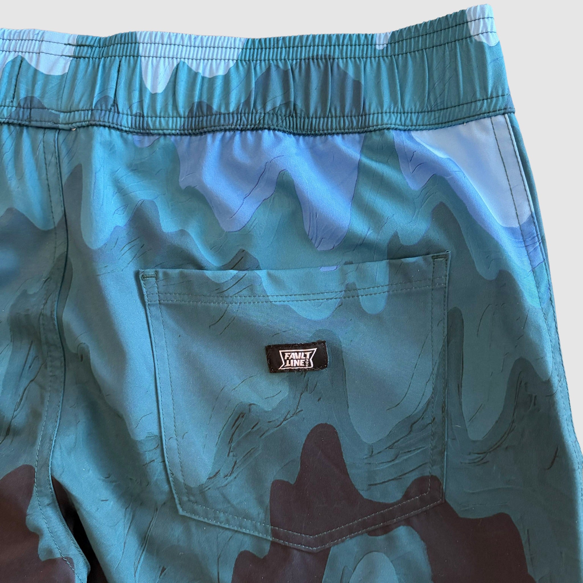 Women's Tech Short - Mountain Waves